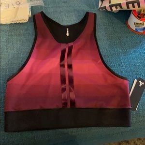 NWT Ultracor gradient pink sports bra